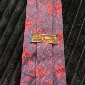 Villa Bugatti Geometric Red and Blue Mens Tie 4"W × 56"L Italian Silk